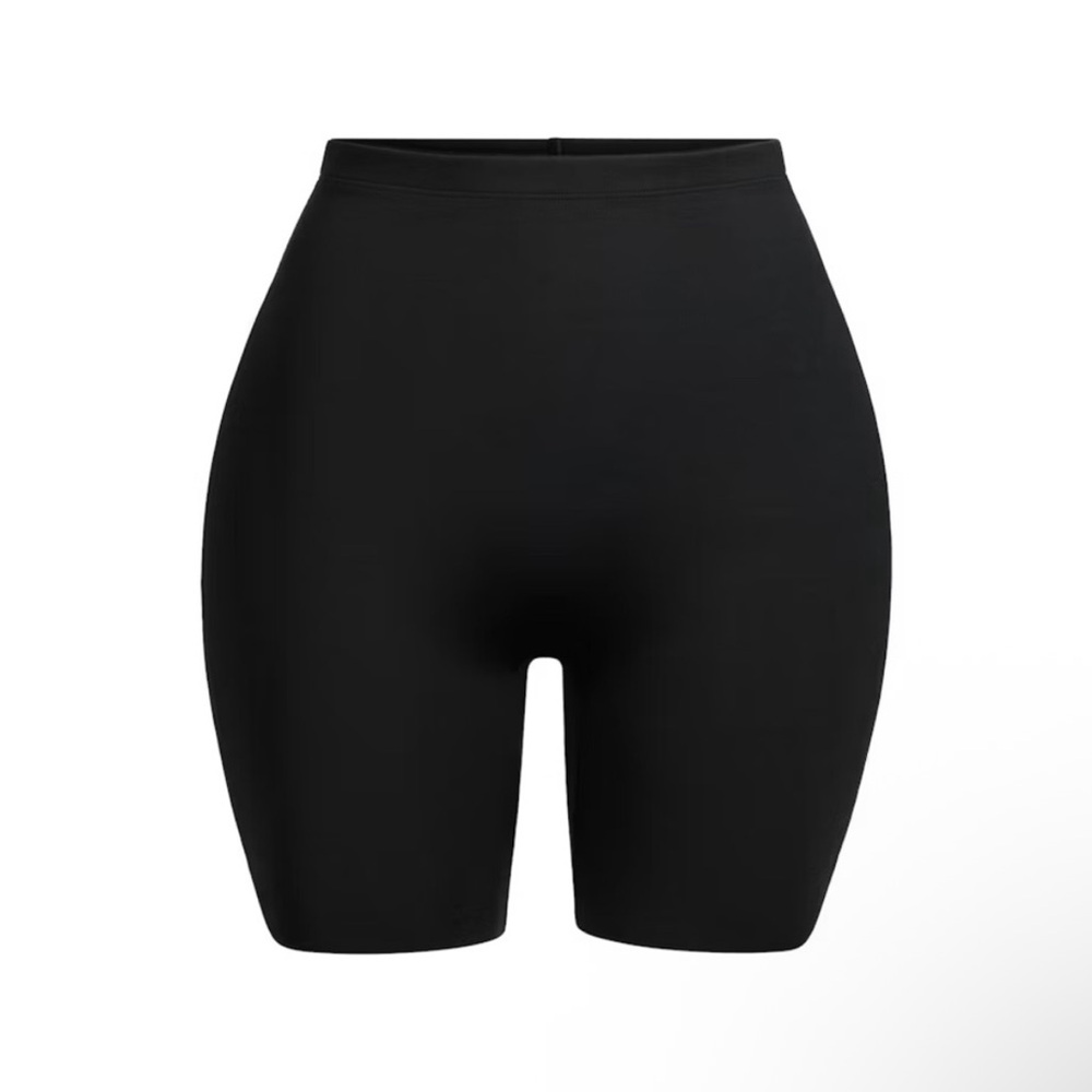 SKIMS Booty Hip Enhancing Shaping Mid Thigh Short, Size XS NWT - Picture 8 of 10